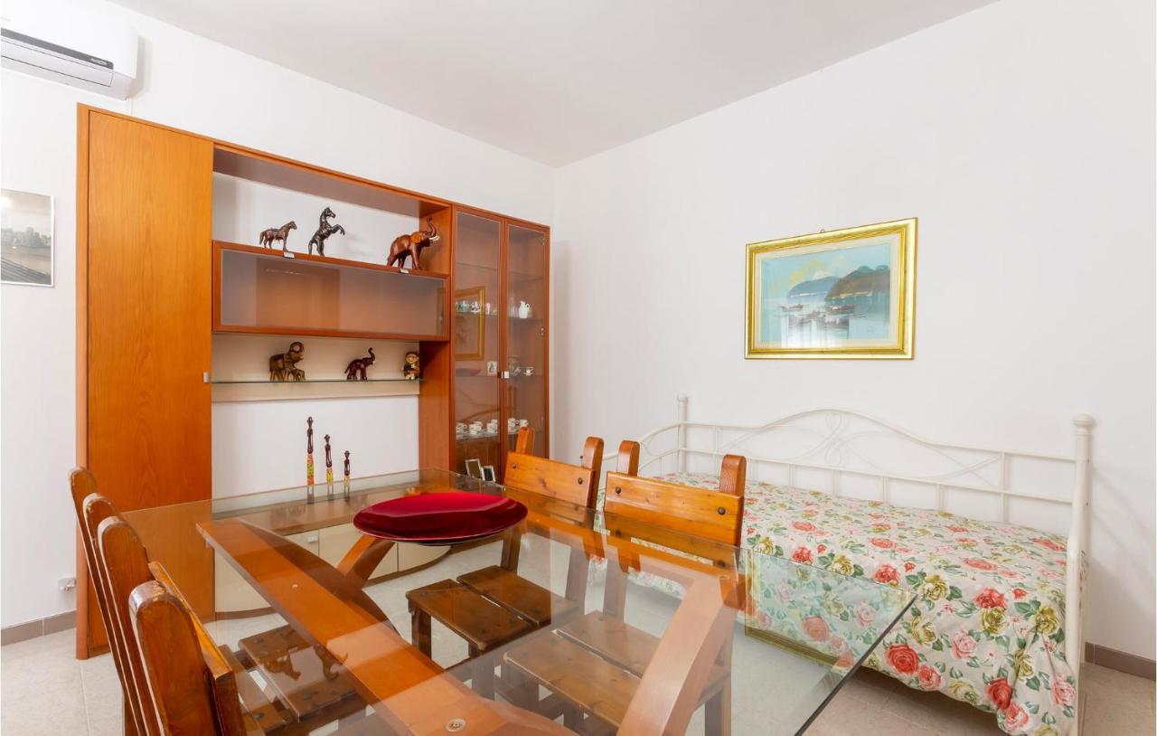 Lovely Apartment In Carovigno With Kitchen Εξωτερικό φωτογραφία