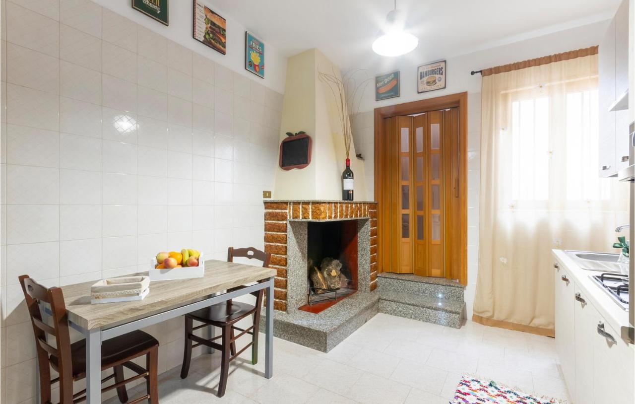 Lovely Apartment In Carovigno With Kitchen Εξωτερικό φωτογραφία